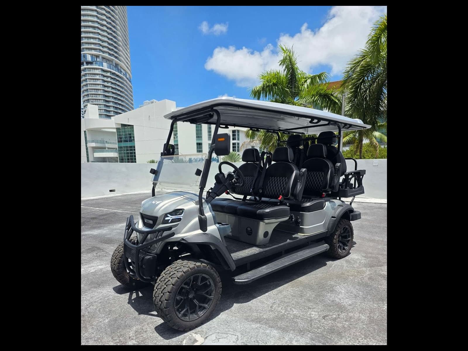Atlas 6-Passenger Lifted — Lithium