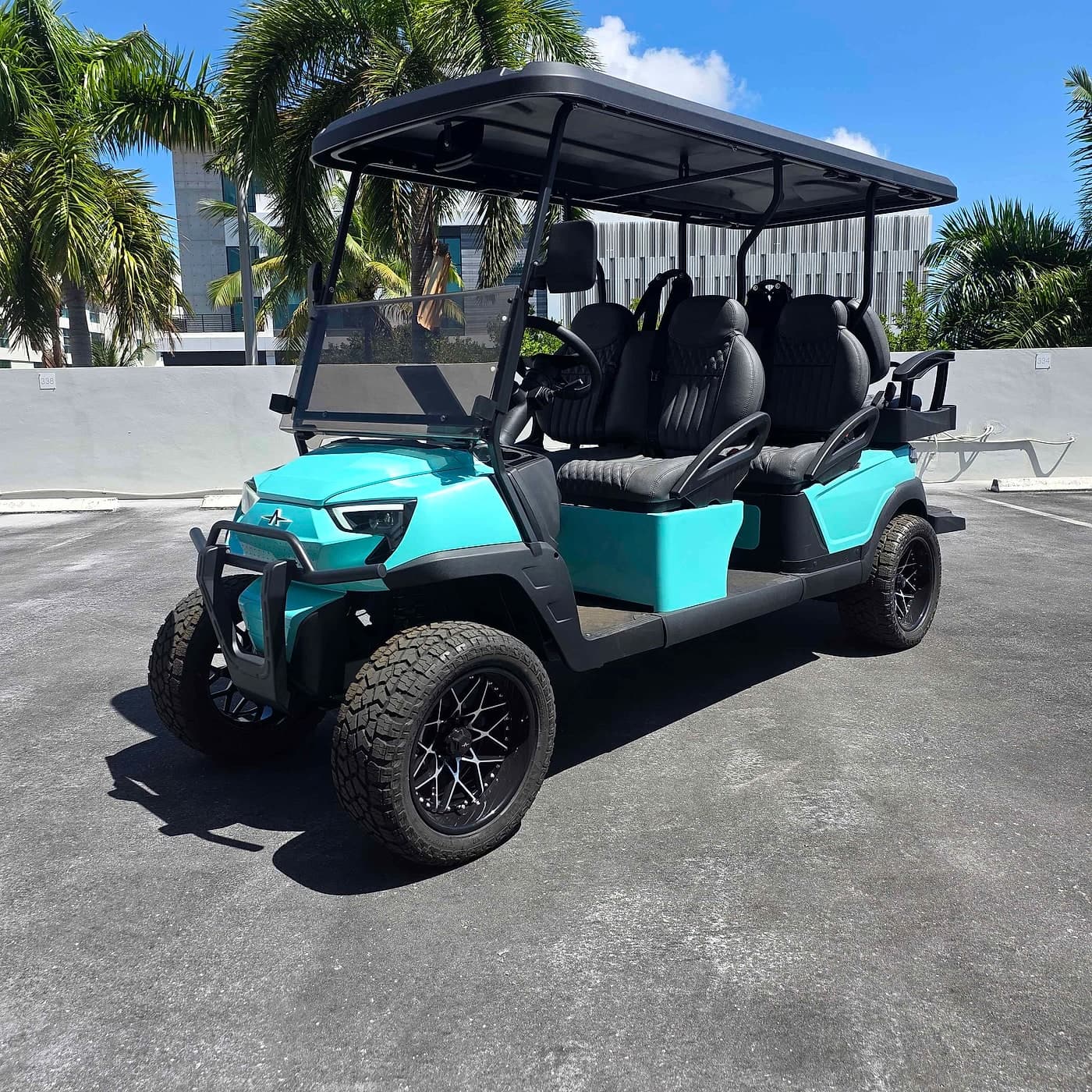2026 Atlas 6-Passenger Lifted — Lithium